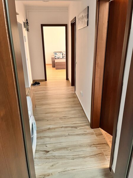 Popesti Leordeni central, 2023, centrala si parcare,